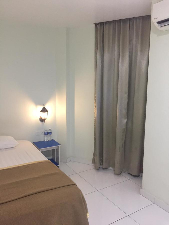 Hotel Lavender Inn Malacca Exteriör bild